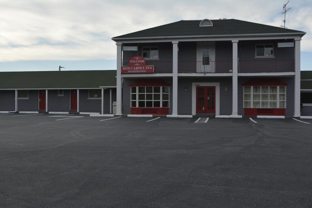 Red Carpet Inn & Suites New Cumberland Zewnętrze zdjęcie